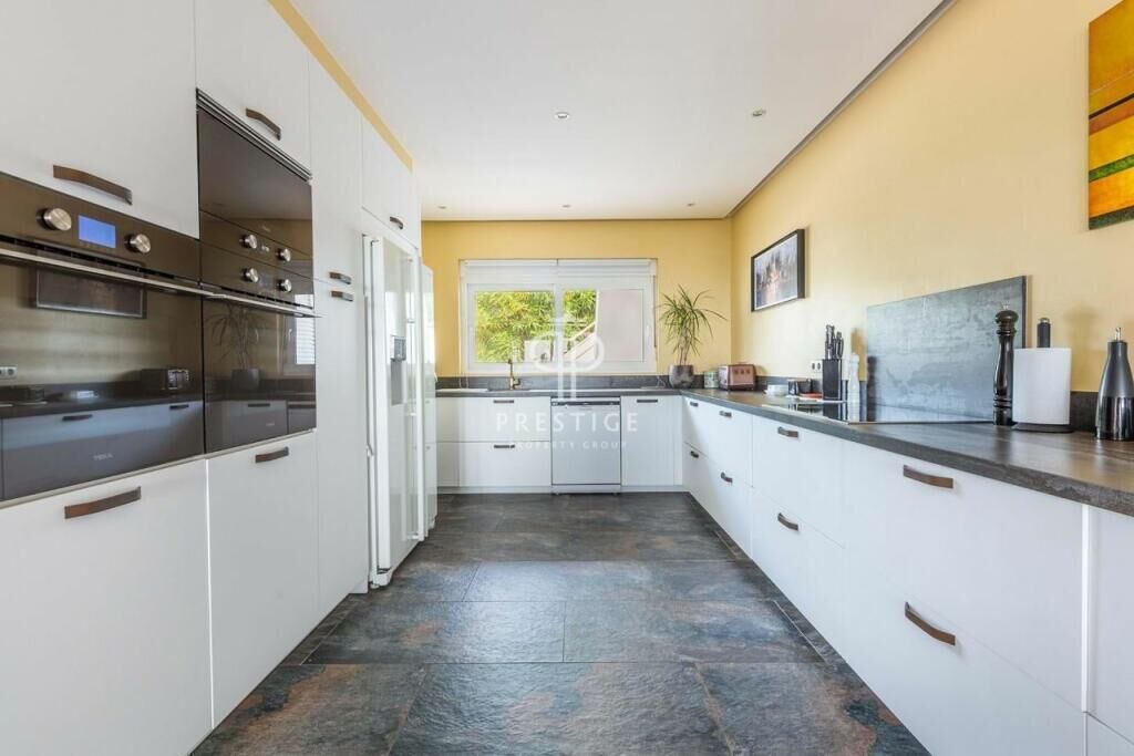 Photo of Kitchen in Luz