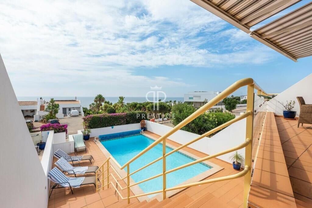 Photo of Outdoor in Luz