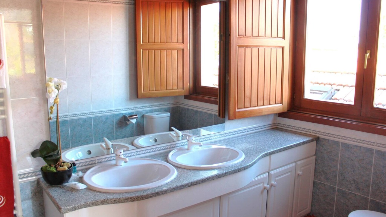 Photo of Bathroom in Melgaco