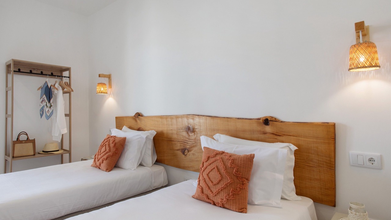 Photo of Bedroom in Raposos