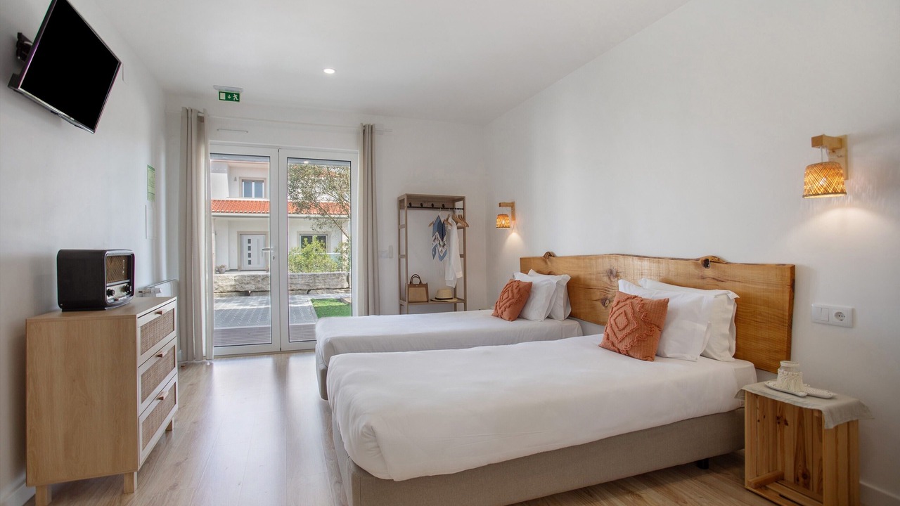 Photo of Bedroom in Raposos