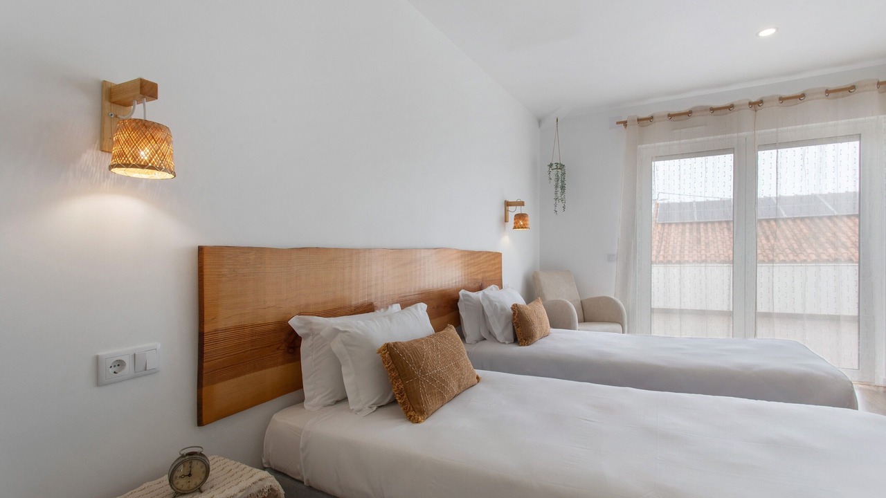 Photo of Bedroom in Raposos