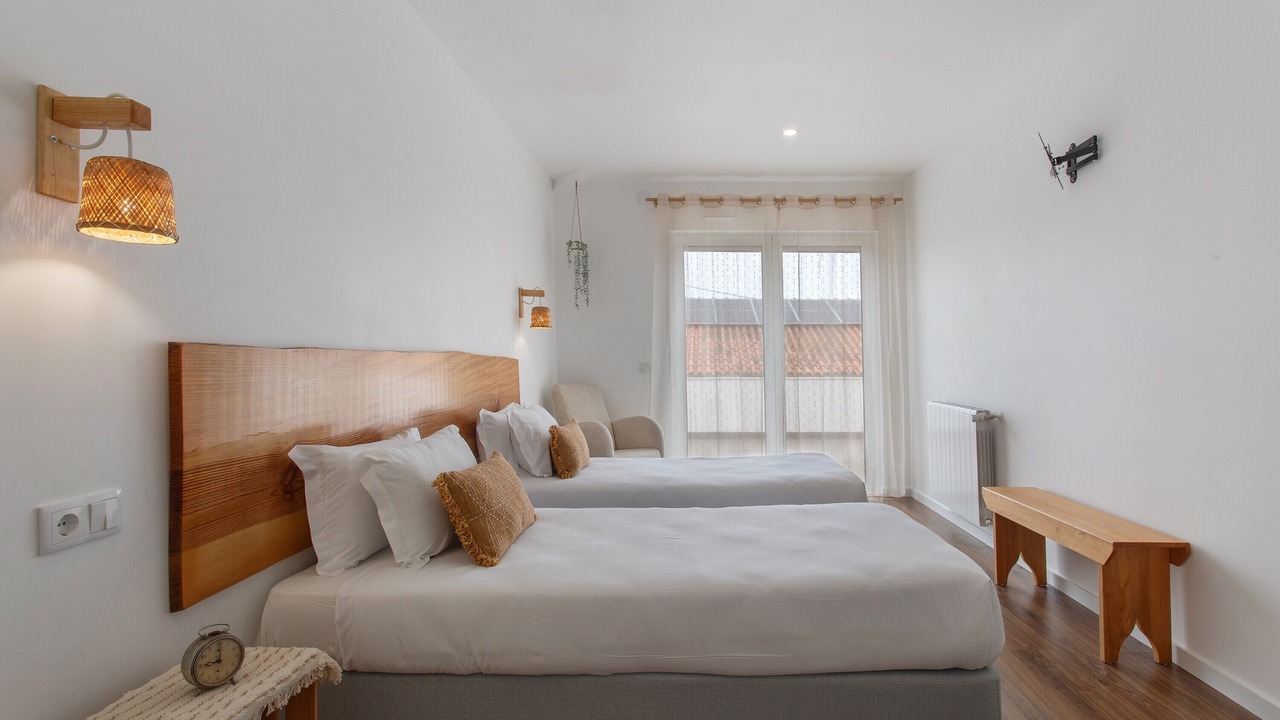 Photo of Bedroom in Raposos