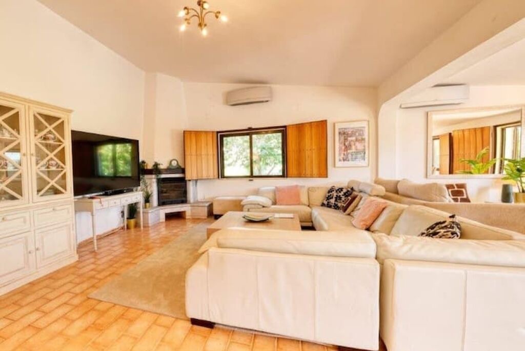Photo of Livingroom in Loule