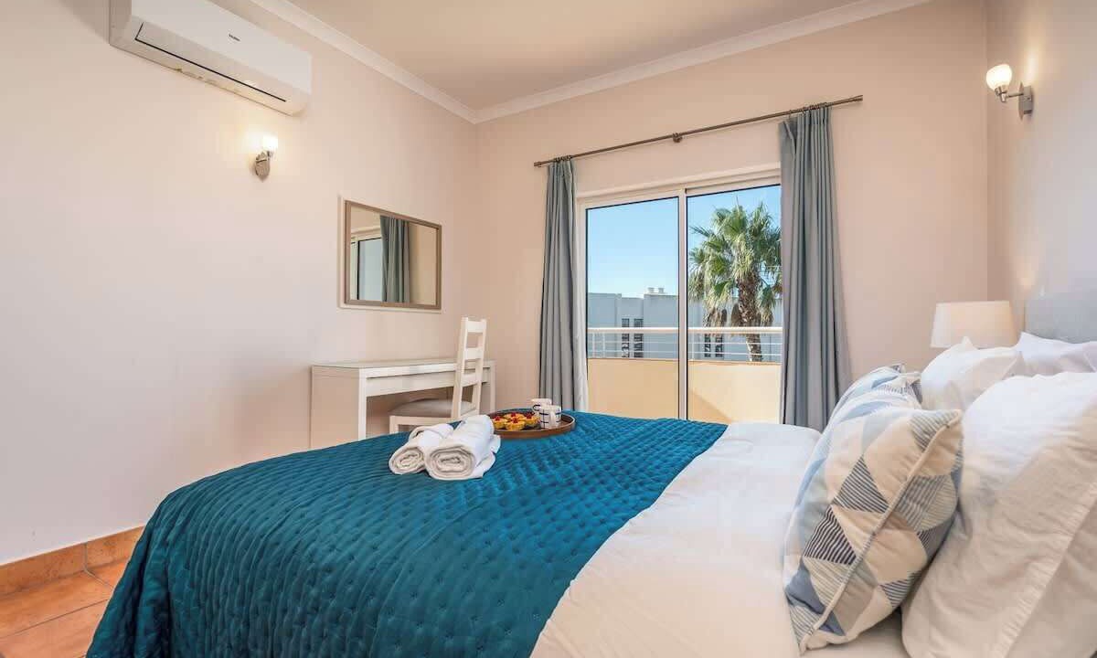 Photo of Bedroom in Porto de Mos