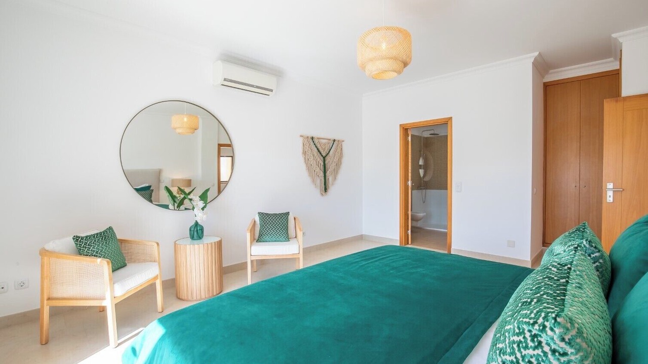 Photo of Bedroom in Porto de Mos
