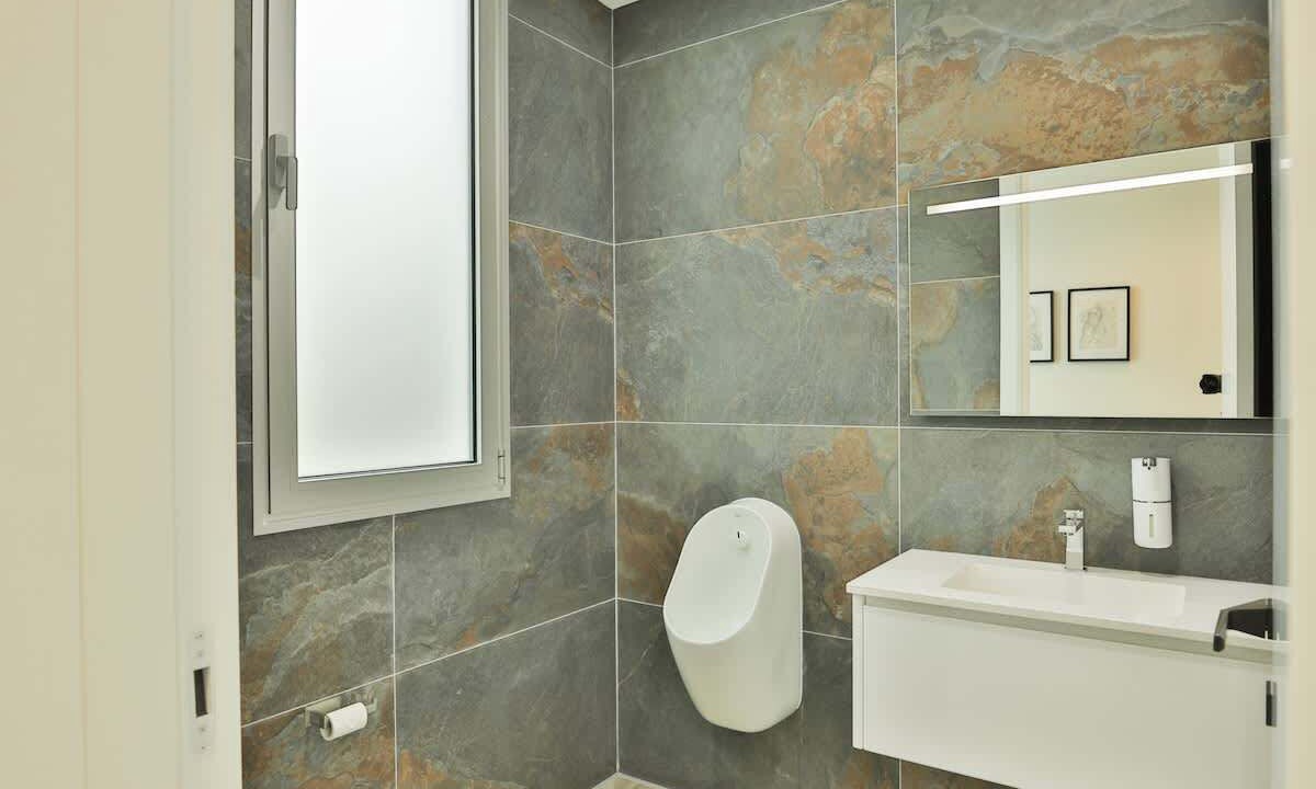 Photo of Bathroom in Prazeres