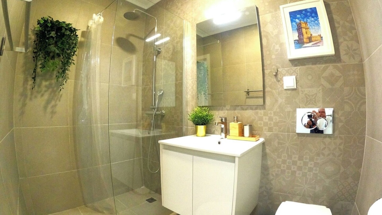 Photo of Bathroom in Benfica