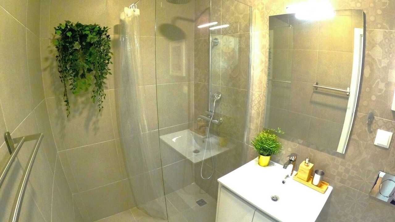 Photo of Bathroom in Benfica