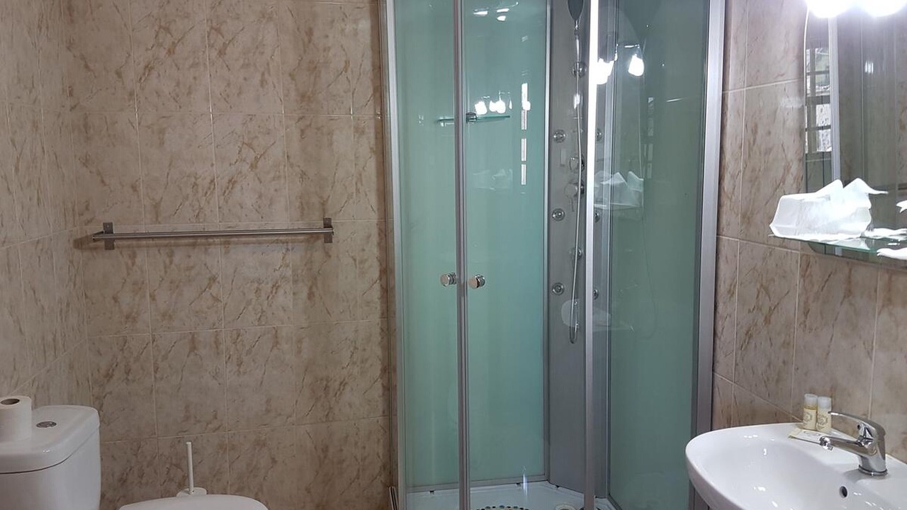 Photo of Bathroom in Armamar