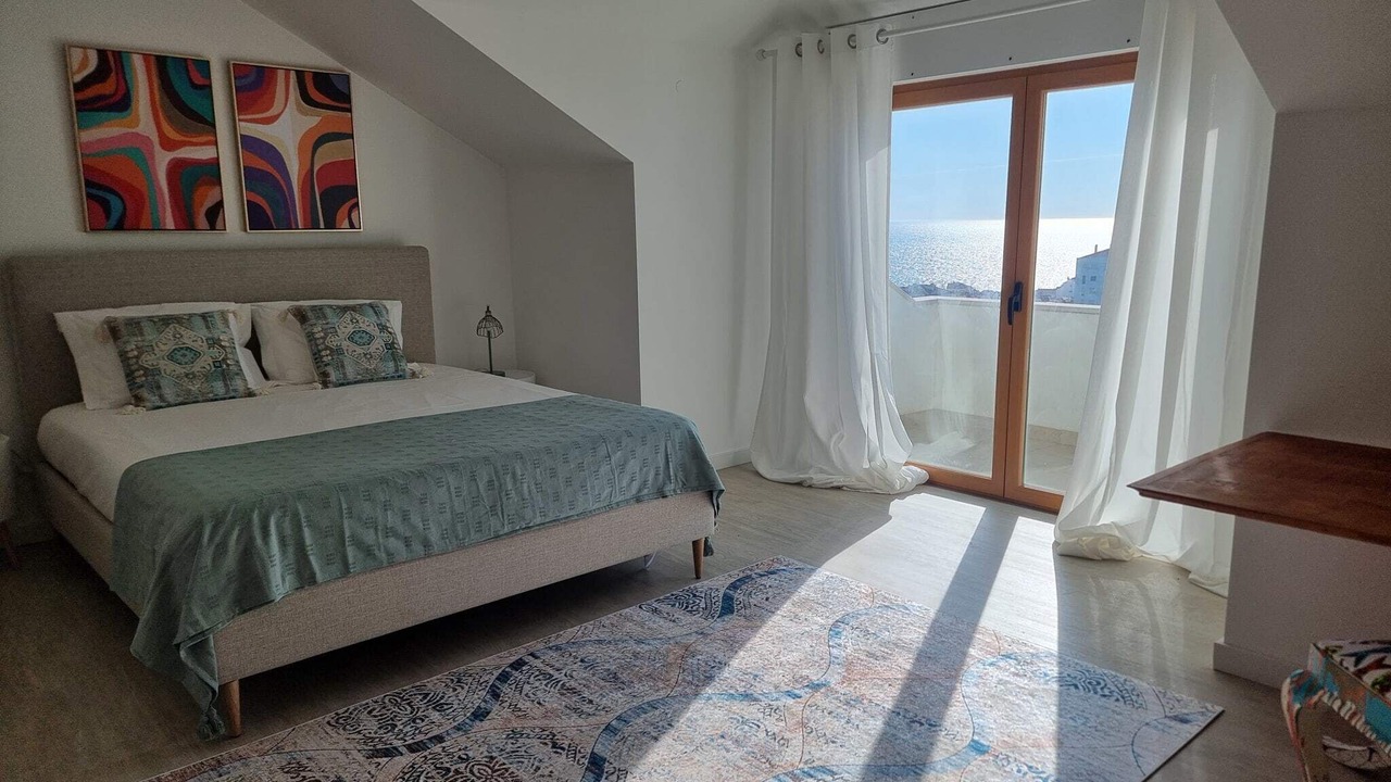 Photo of Bedroom in Ericeira