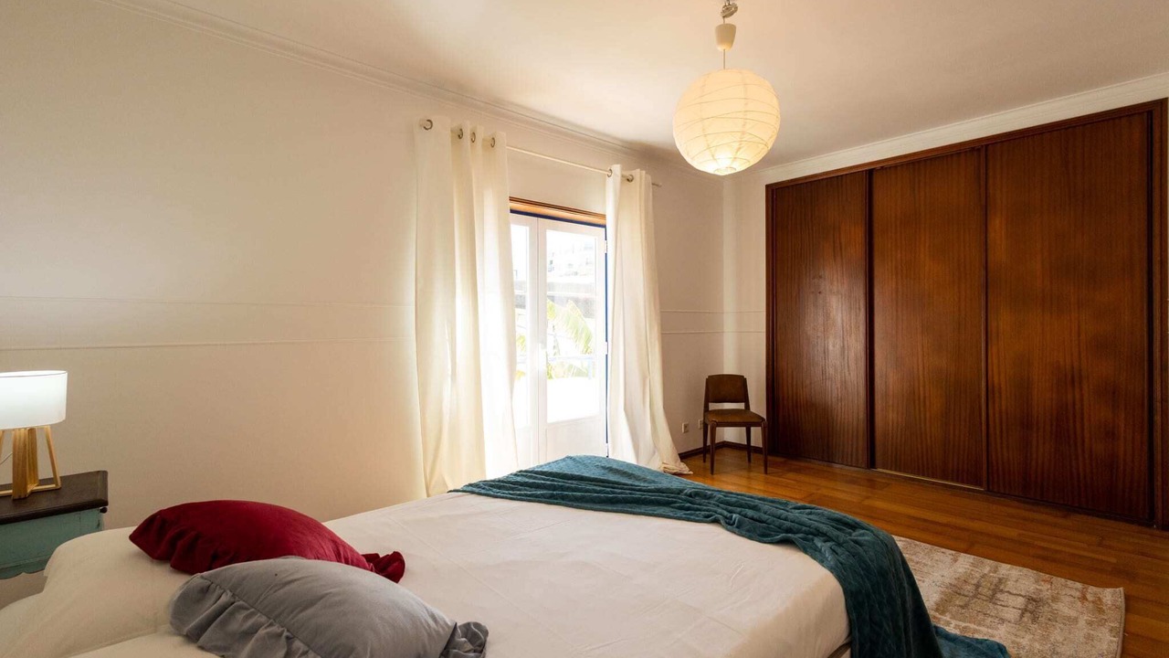 Photo of Bedroom in Ericeira
