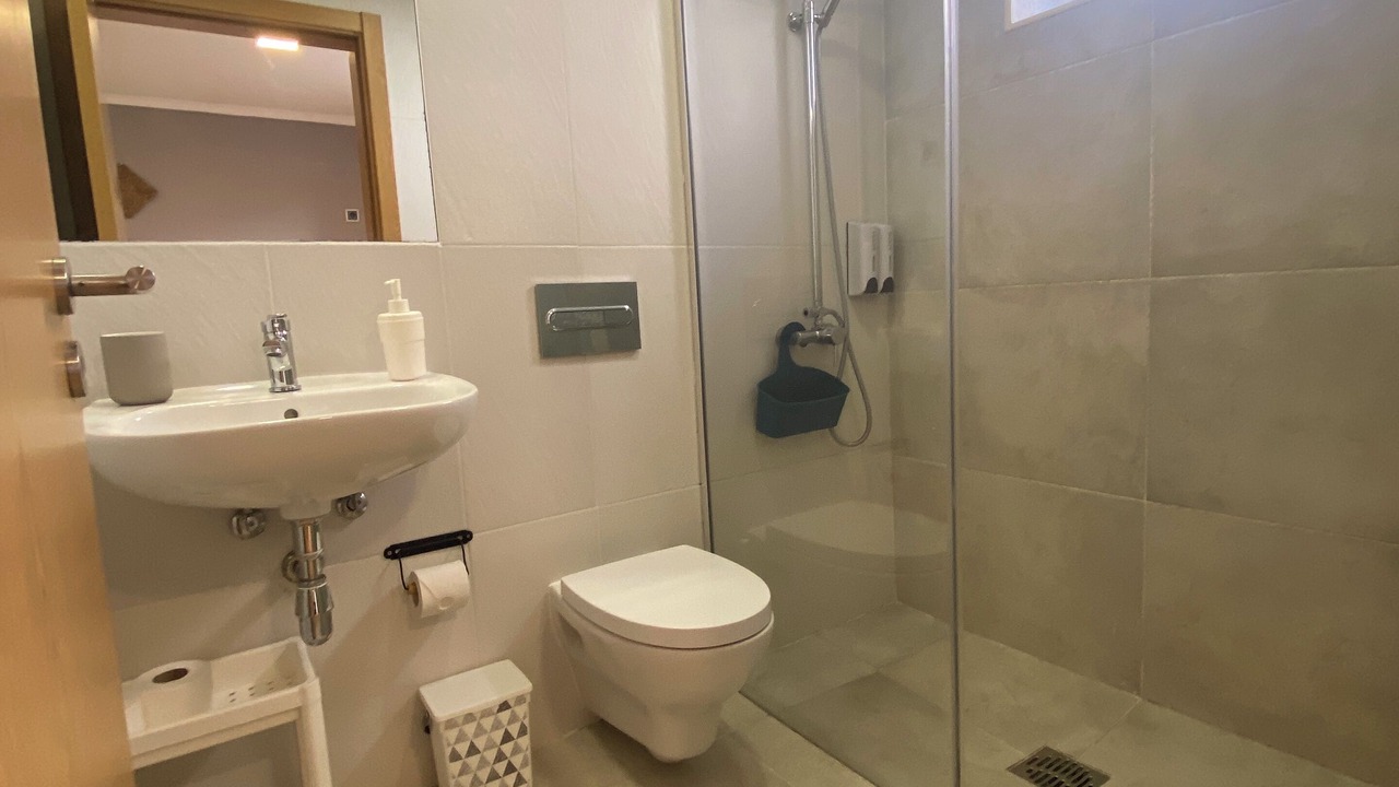 Photo of Bathroom in Ericeira