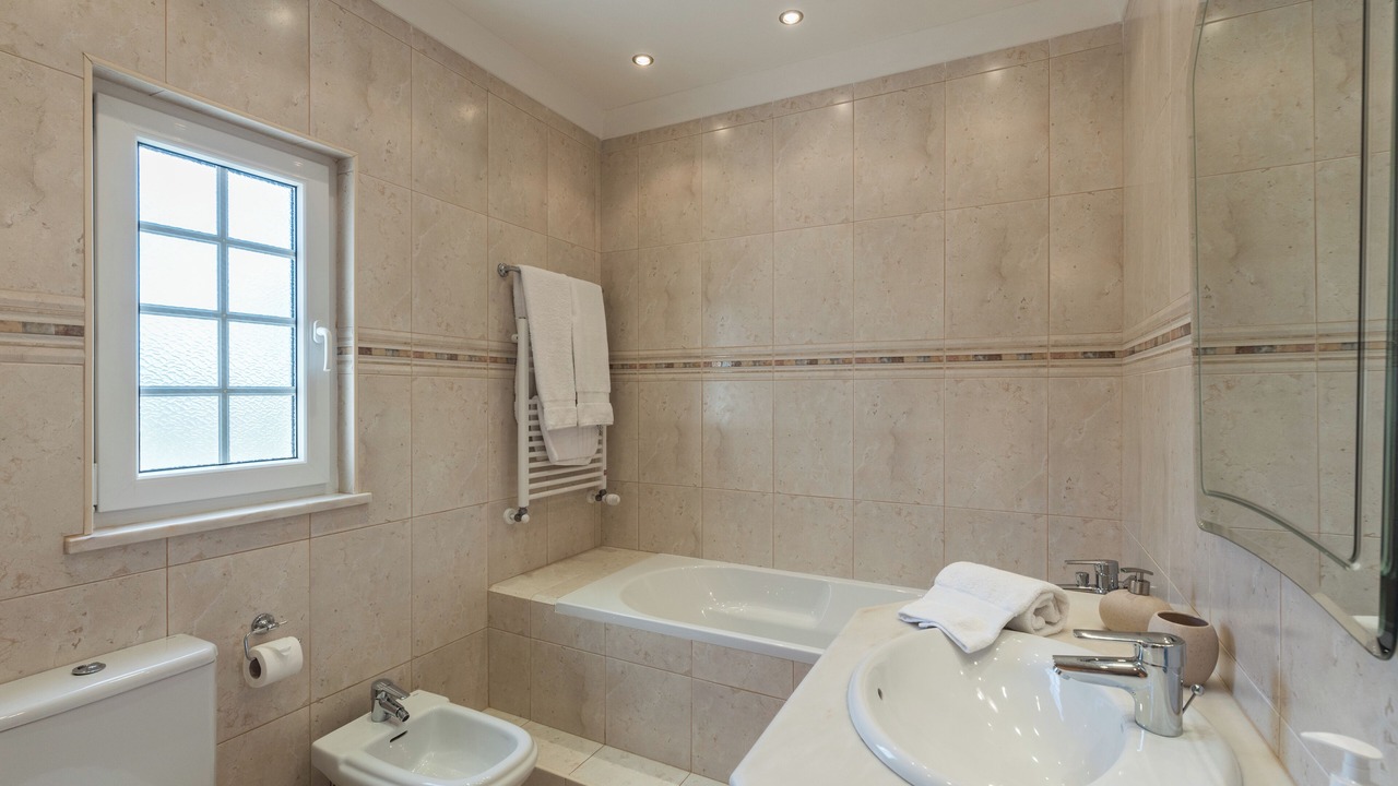 Photo of Bathroom in Carvoeiro