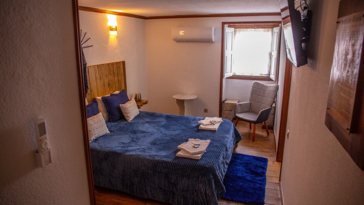 Photo of Bedroom in Sortelha