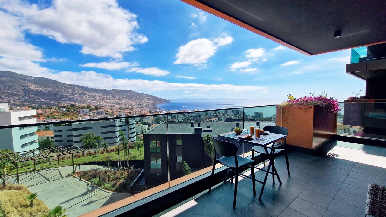 Photo of Patio Balcony in Sao Martinho