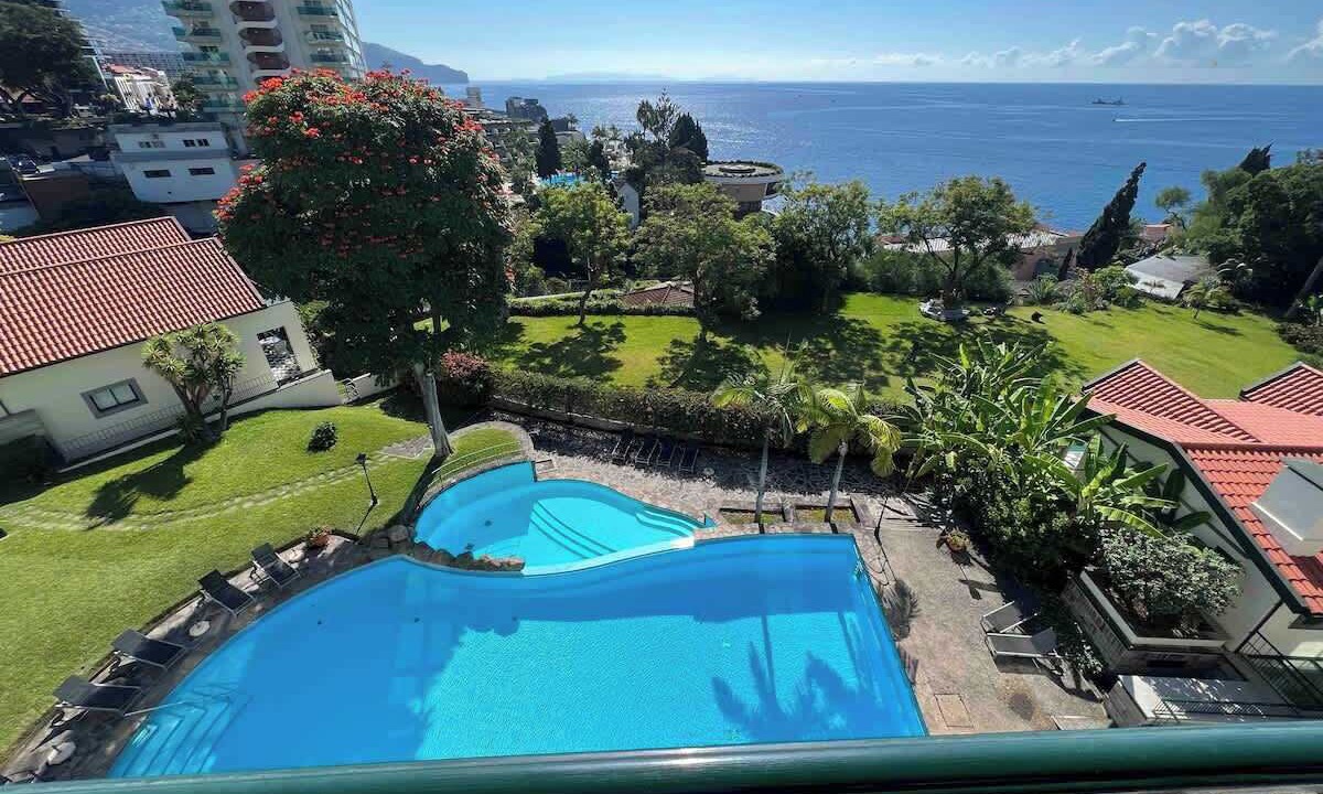 Photo of Patio Balcony in Sao Martinho