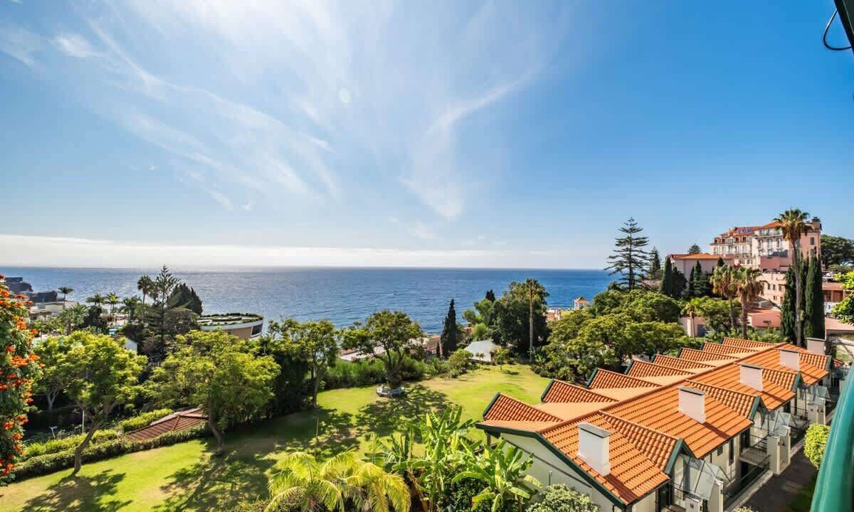 Photo of Patio Balcony in Sao Martinho
