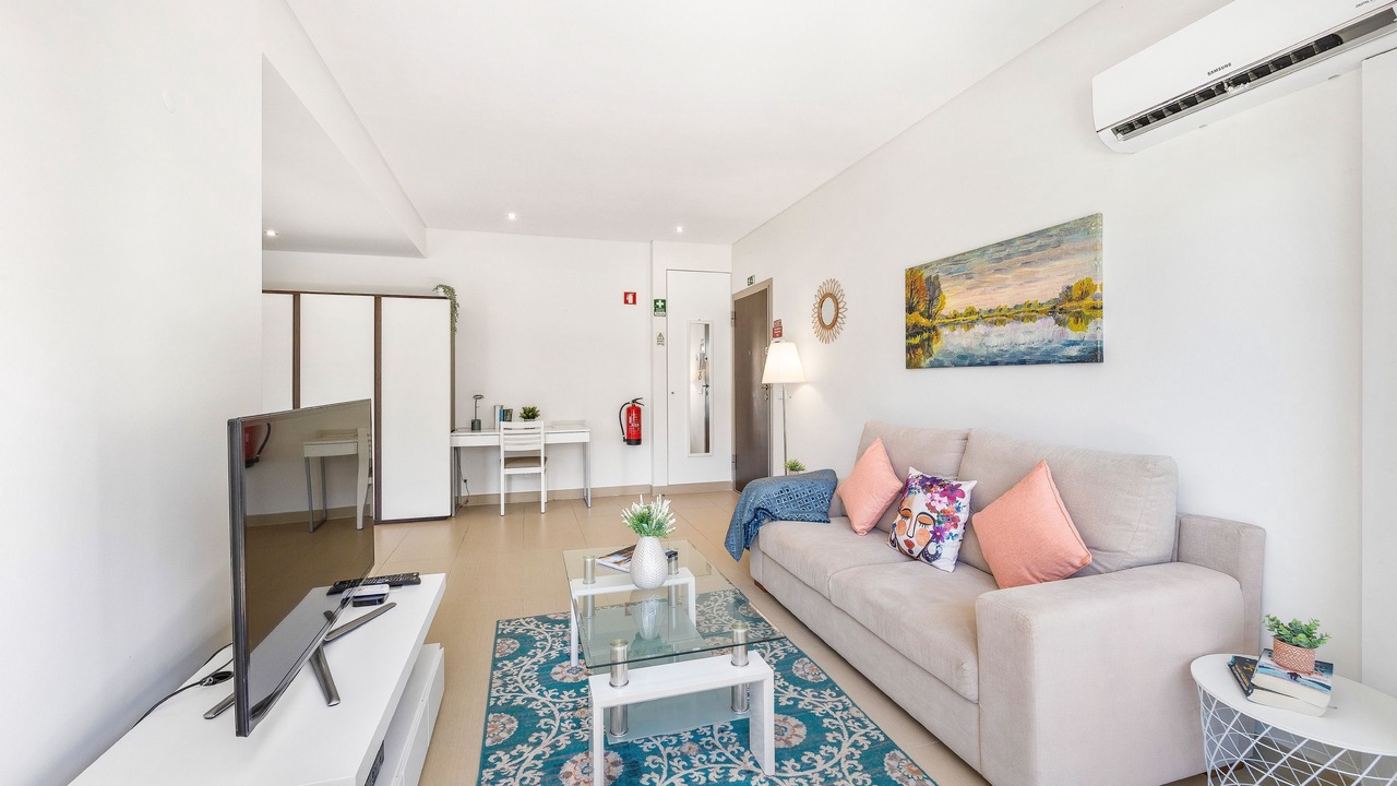 Photo of Bedroom in Quarteira