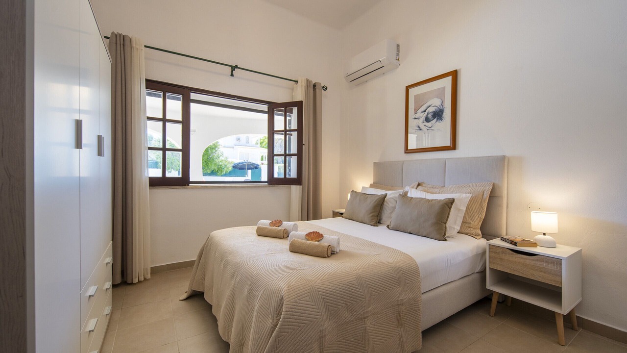 Photo of Bedroom in Patroves