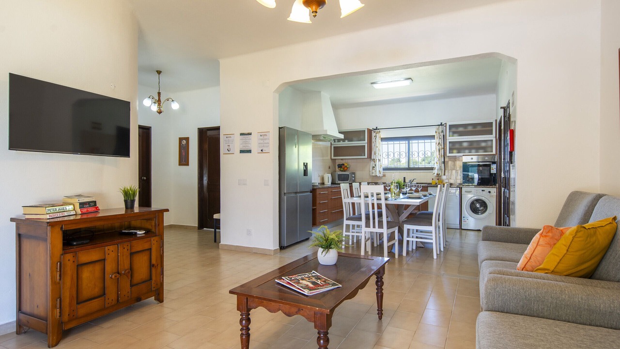 Photo of Livingroom in Patroves