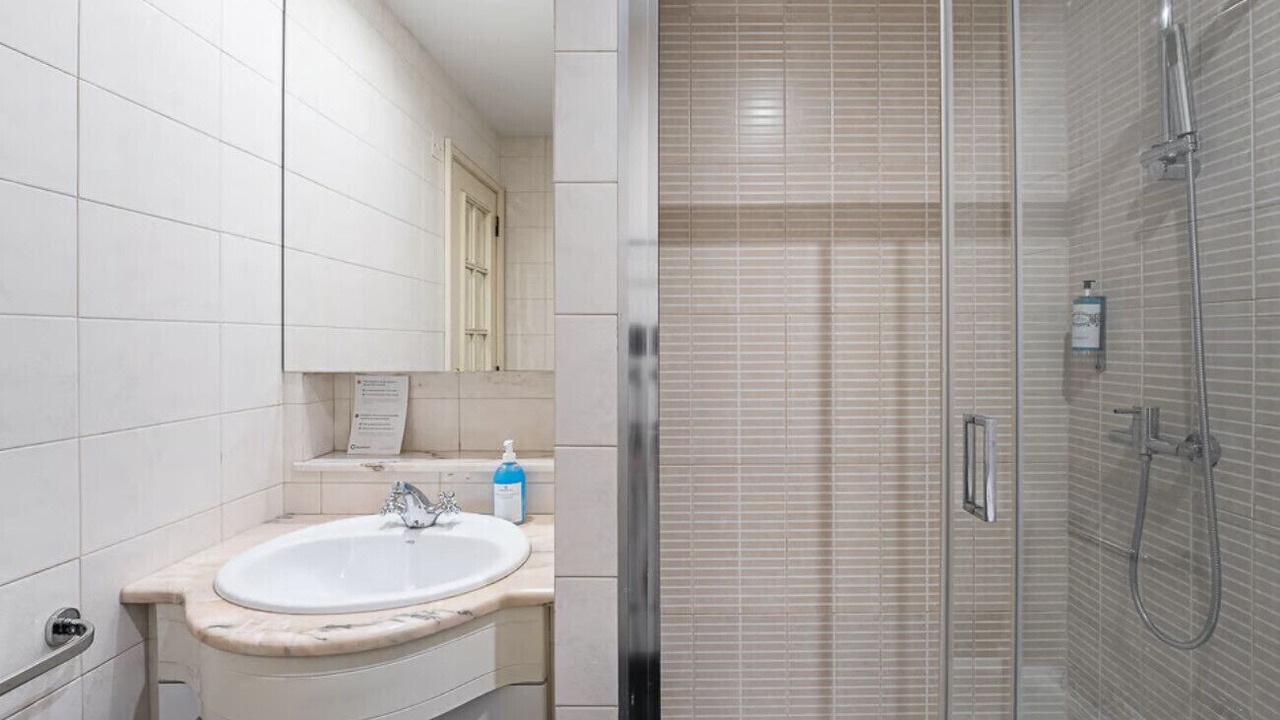 Photo of Bathroom in Centro / Baixa