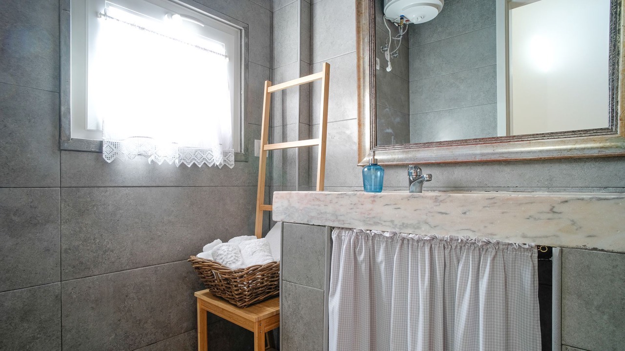 Photo of Bathroom in Magoito
