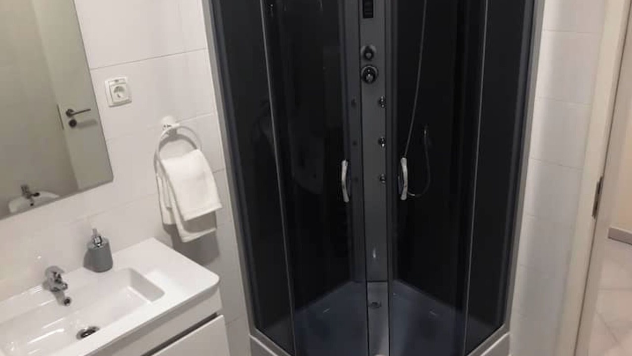 Photo of Bathroom in Aveiro