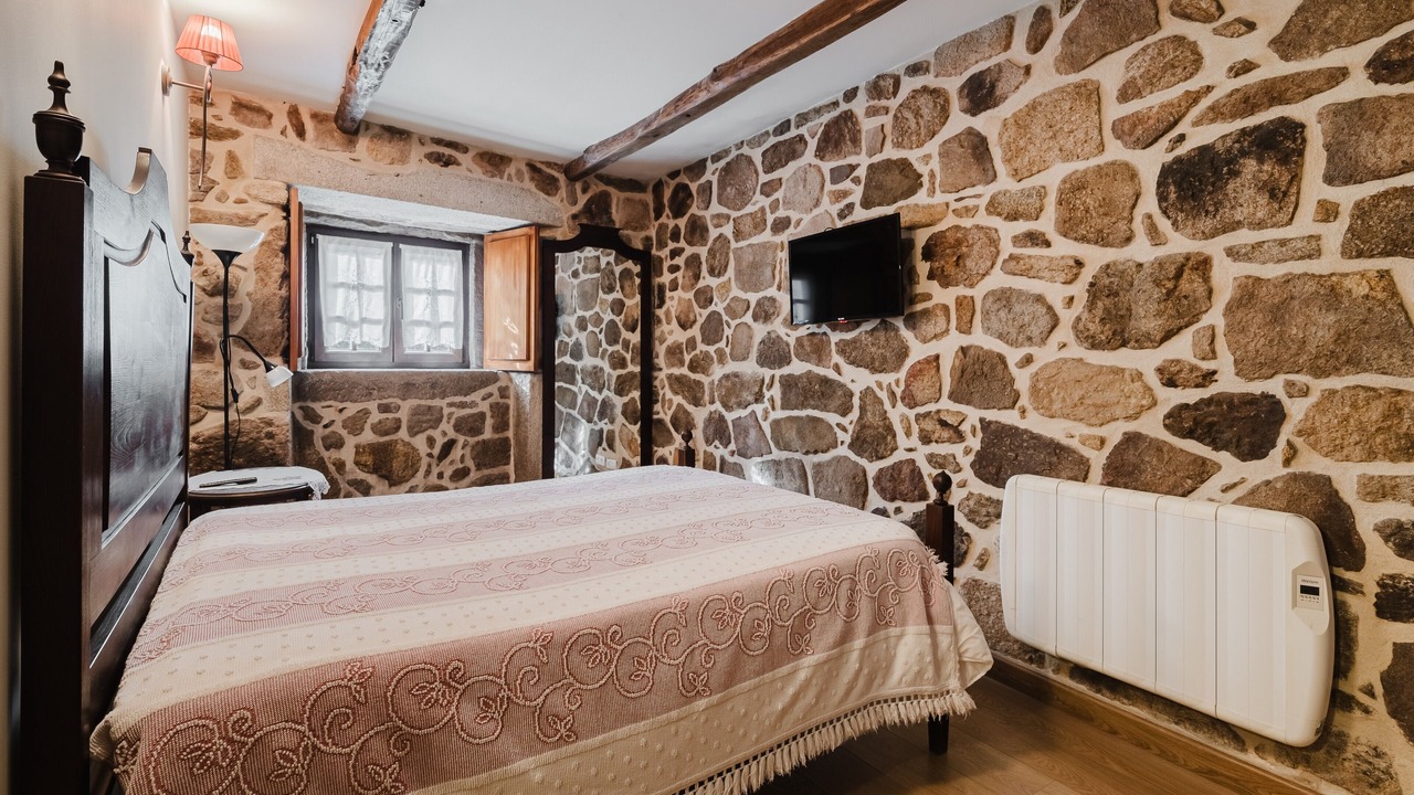 Photo of Bedroom in Montalegre