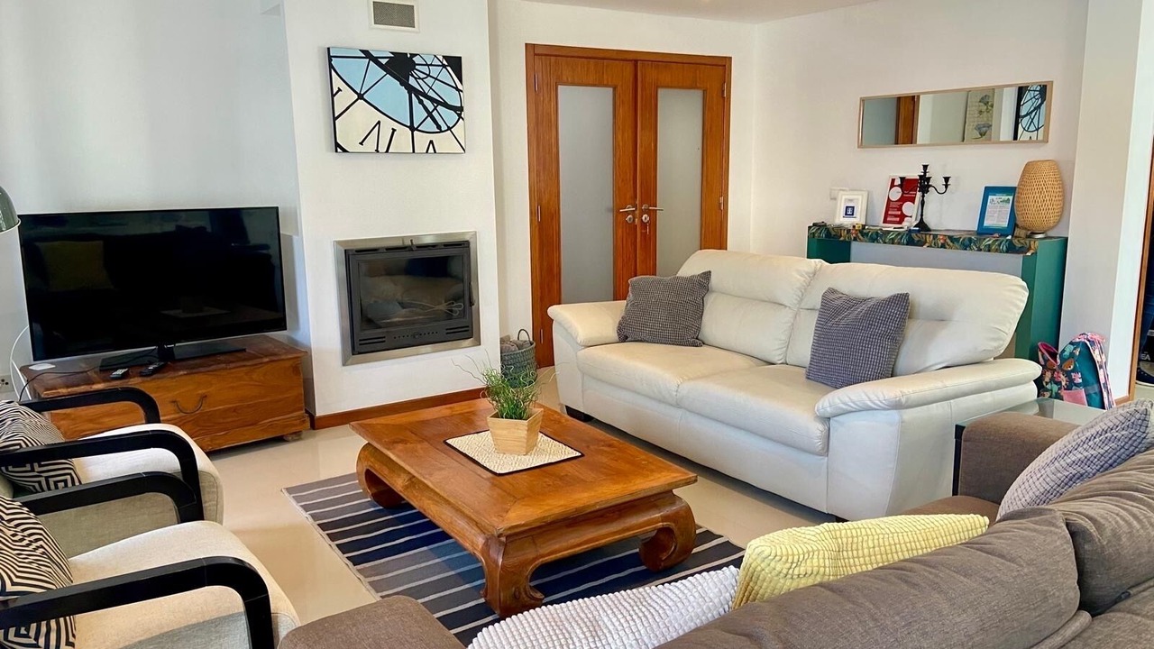 Photo of Livingroom in Ericeira