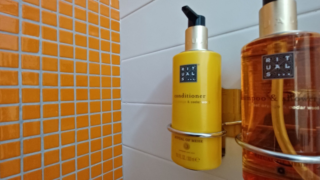 Photo of Bathroom in Alfama