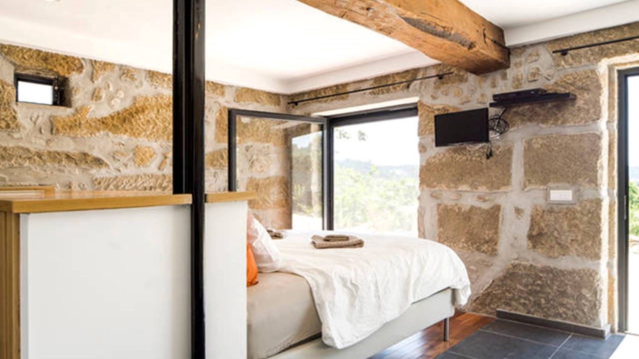 Photo of Bedroom in Tondela