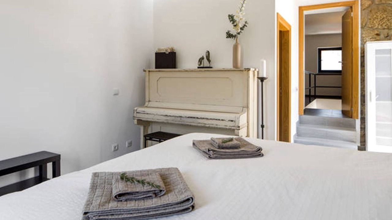 Photo of Bedroom in Tondela