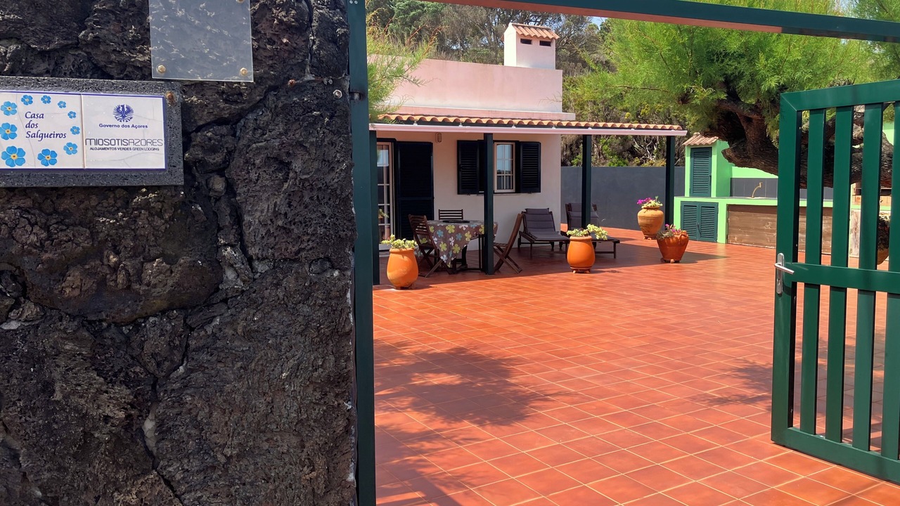 Photo of Patio Balcony in Praia do Norte