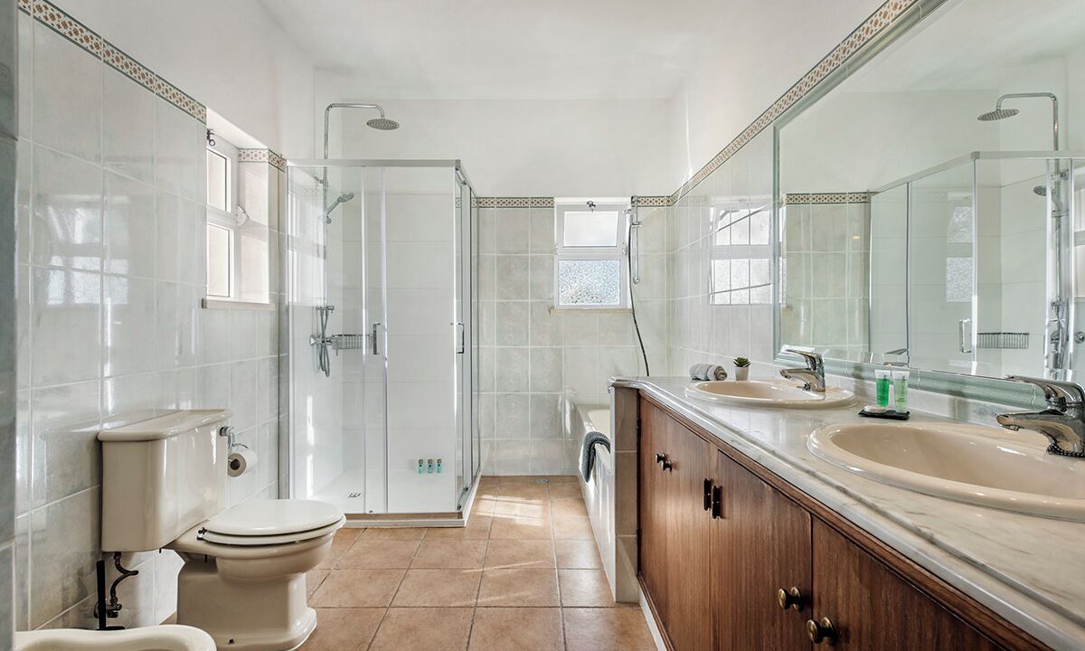 Photo of Bathroom in Monte Raposo