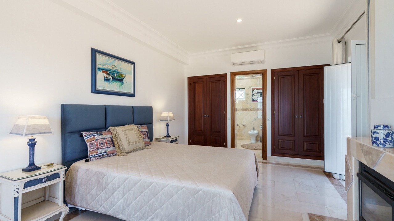 Photo of Bedroom in Ferragudo