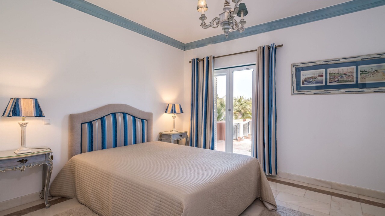Photo of Bedroom in Ferragudo