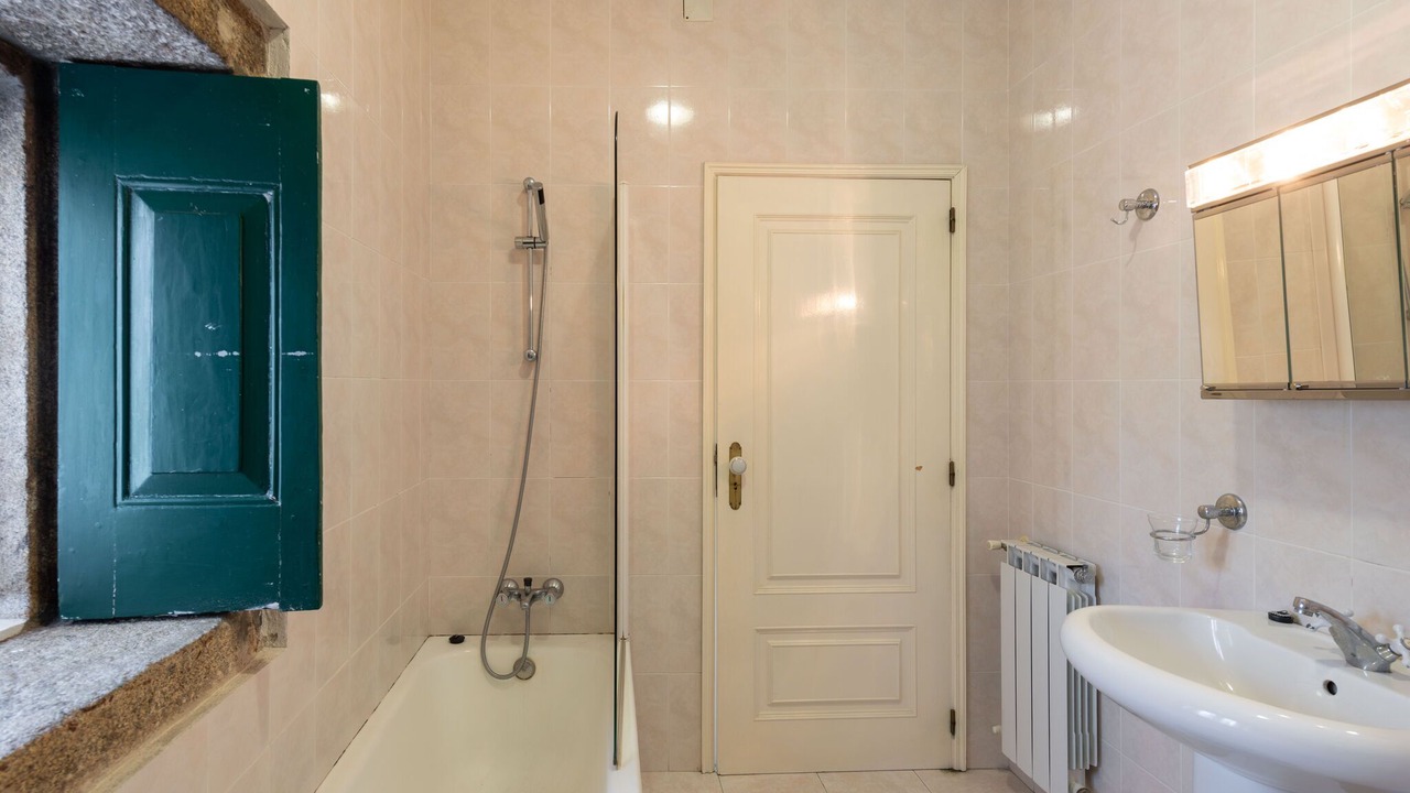 Photo of Bathroom in Ponte de Lima