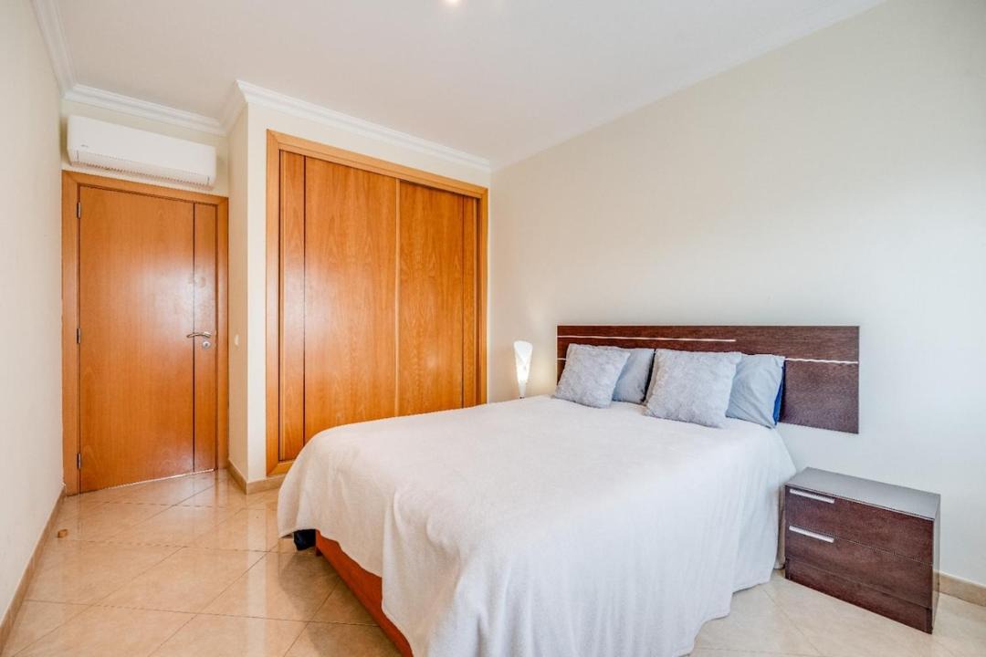 Photo of Bedroom in Monte Raposo