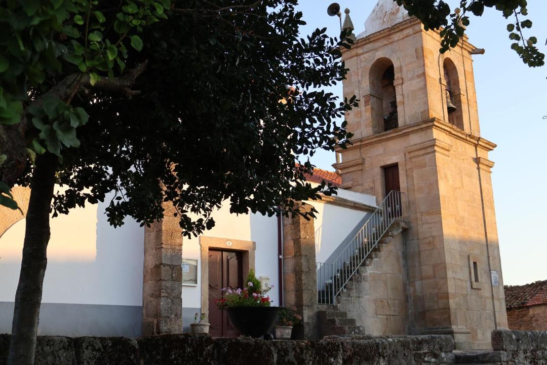 Photo of Others in Almeida