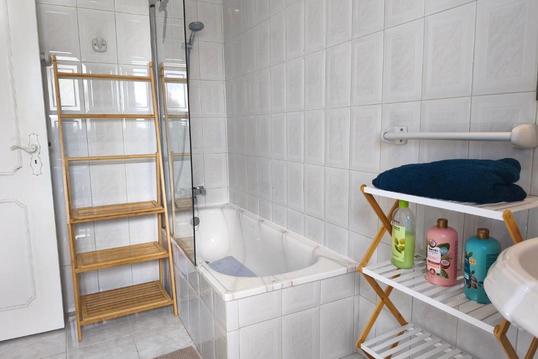 Photo of Bathroom in Tavarede
