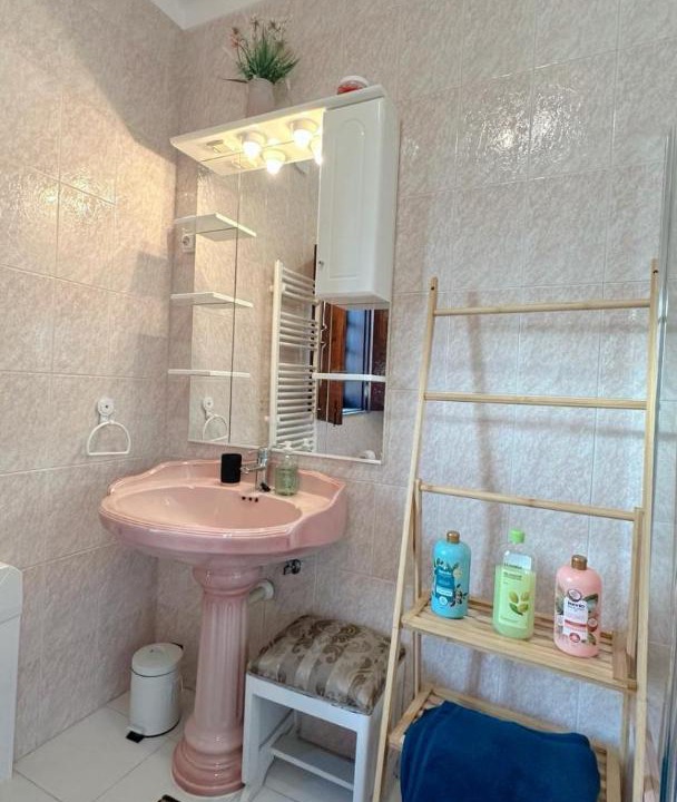 Photo of Bathroom in Tavarede