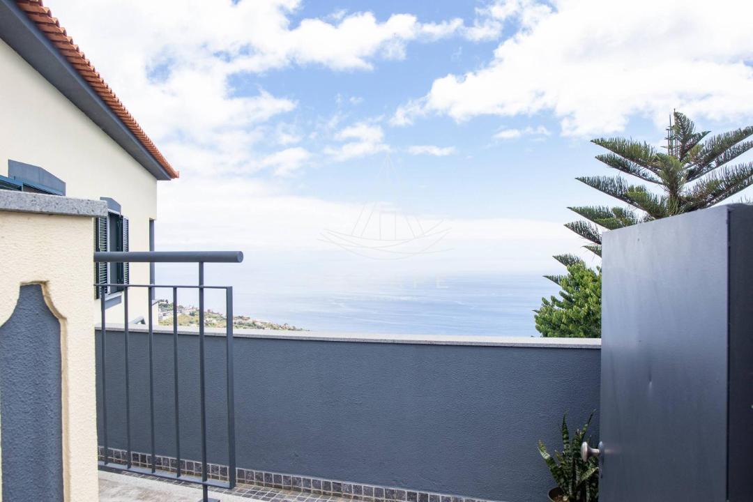 Photo of Patio Balcony in Tabua