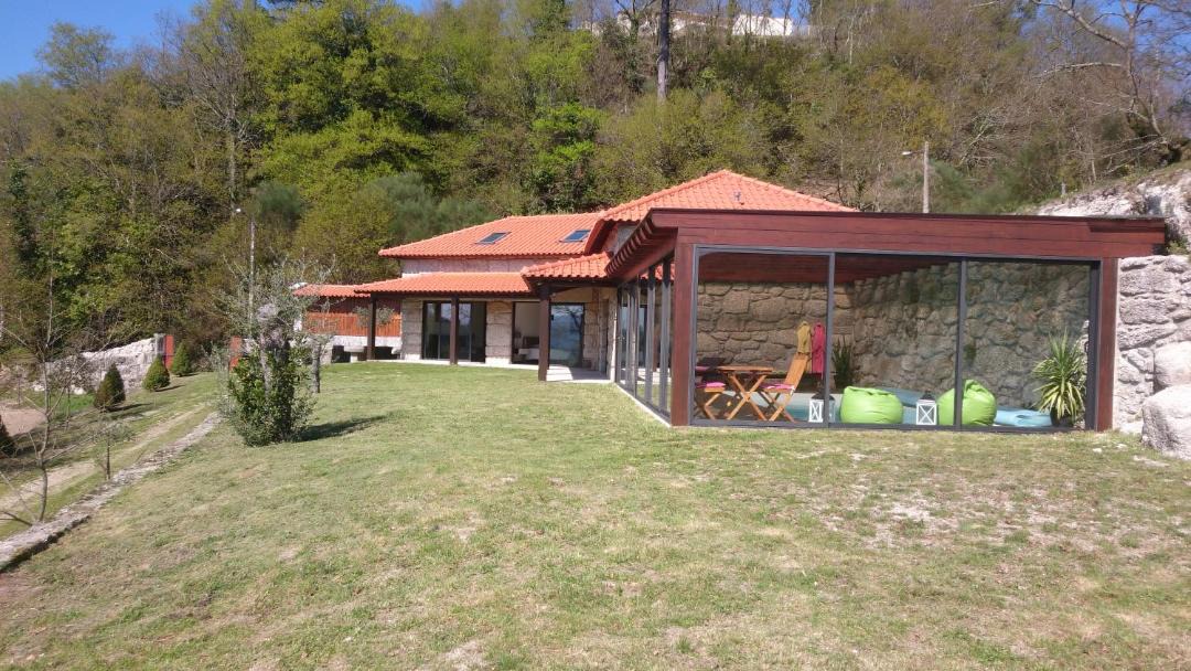 Photo of Buildings in Guilhofrei