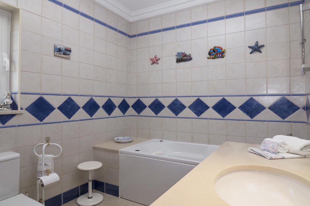 Photo of Bathroom in Mosqueira