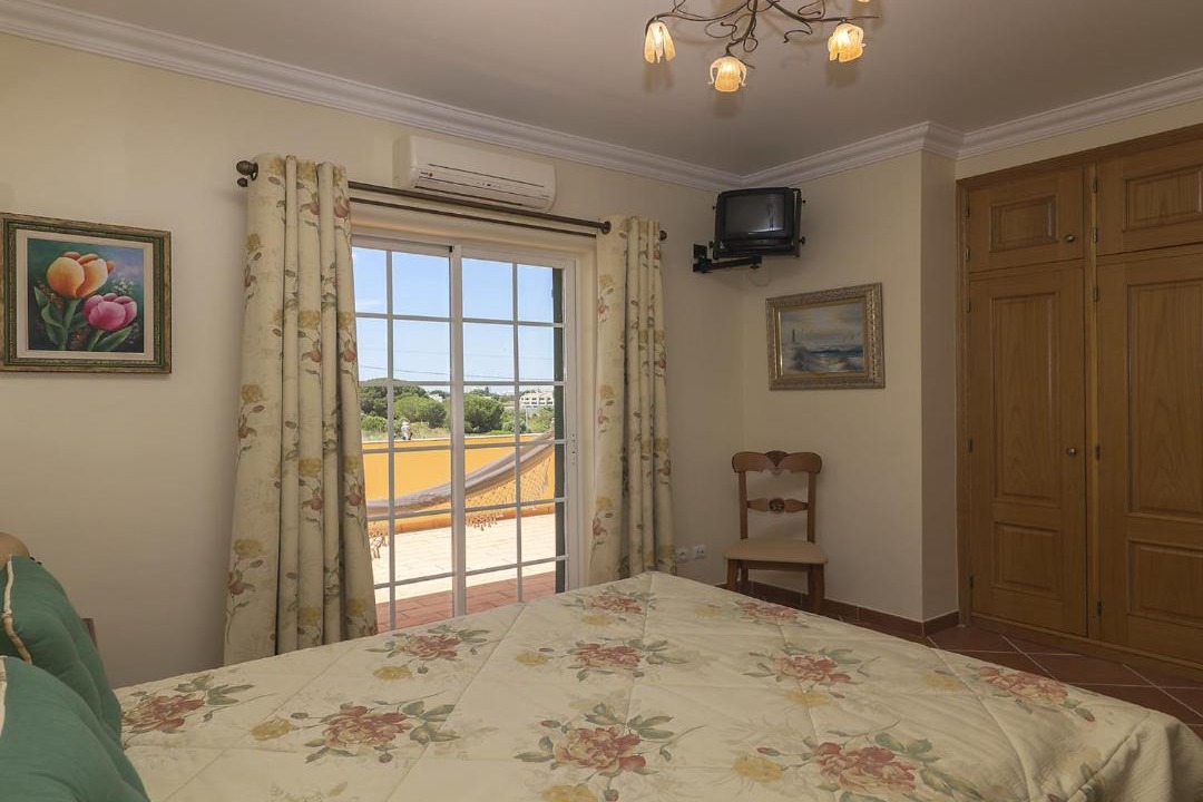 Photo of Bedroom in Mosqueira