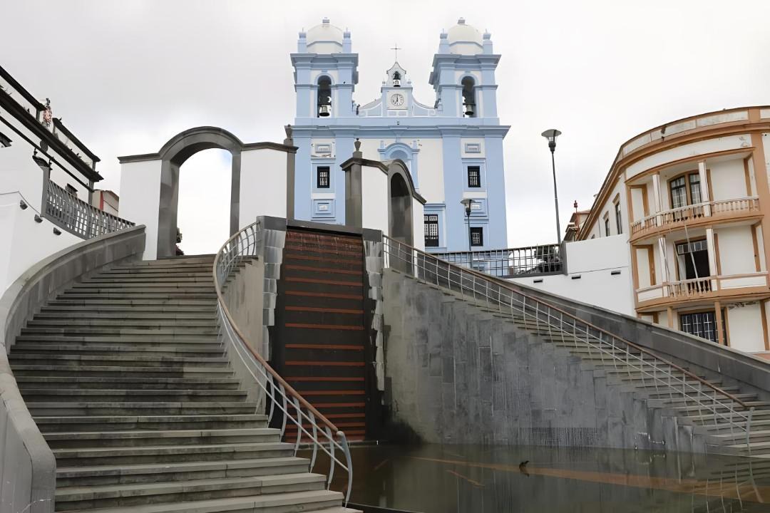 Photo of Others in Altares