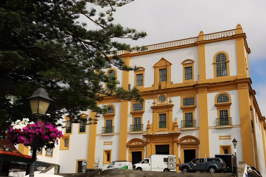 Photo of Others in Altares