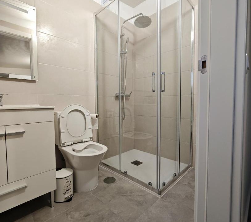 Photo of Bathroom in Canical