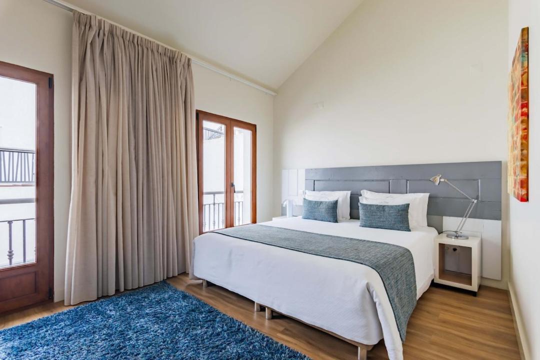 Photo of Bedroom in Setubal